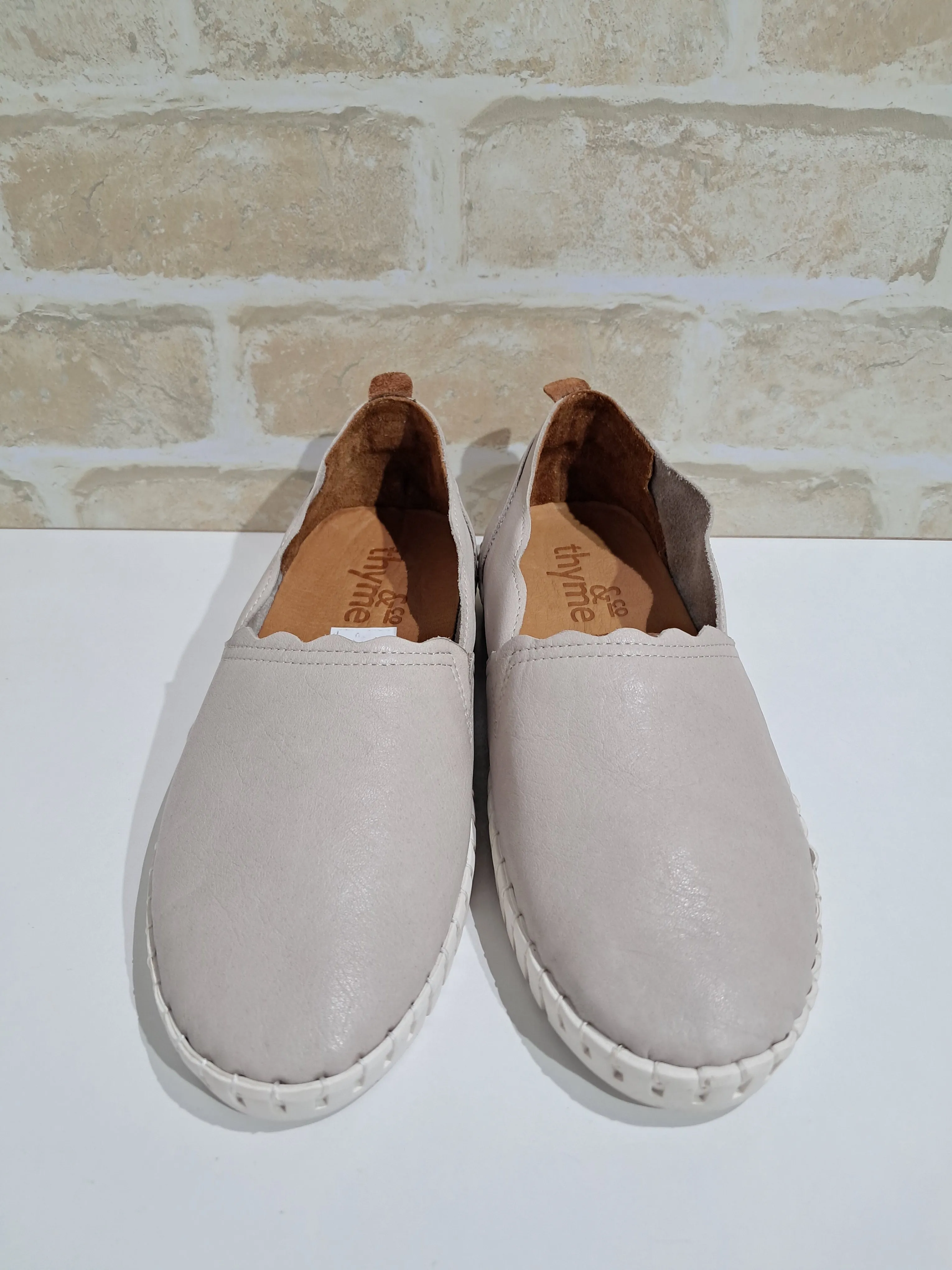Unity Stone by Thyme & Co