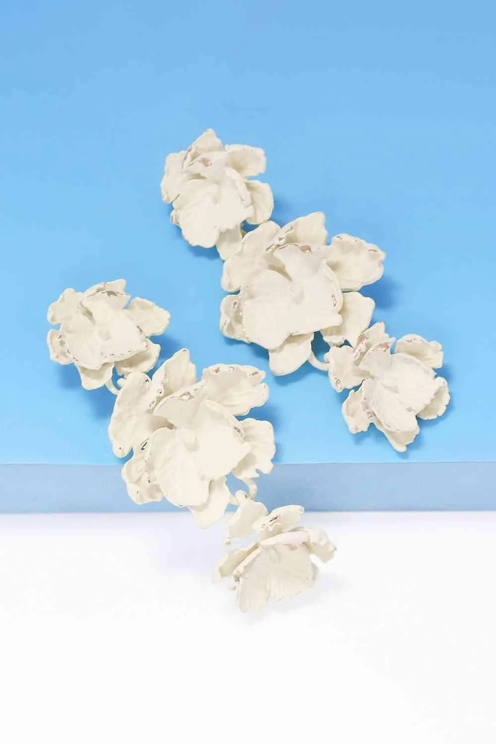 Vibrant Zinc Alloy Flower Dangle Earrings