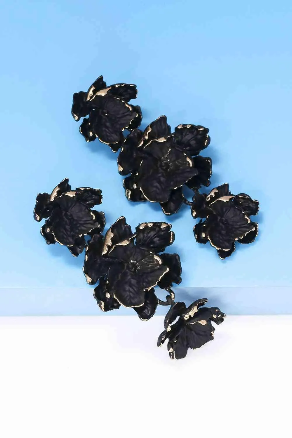Vibrant Zinc Alloy Flower Dangle Earrings