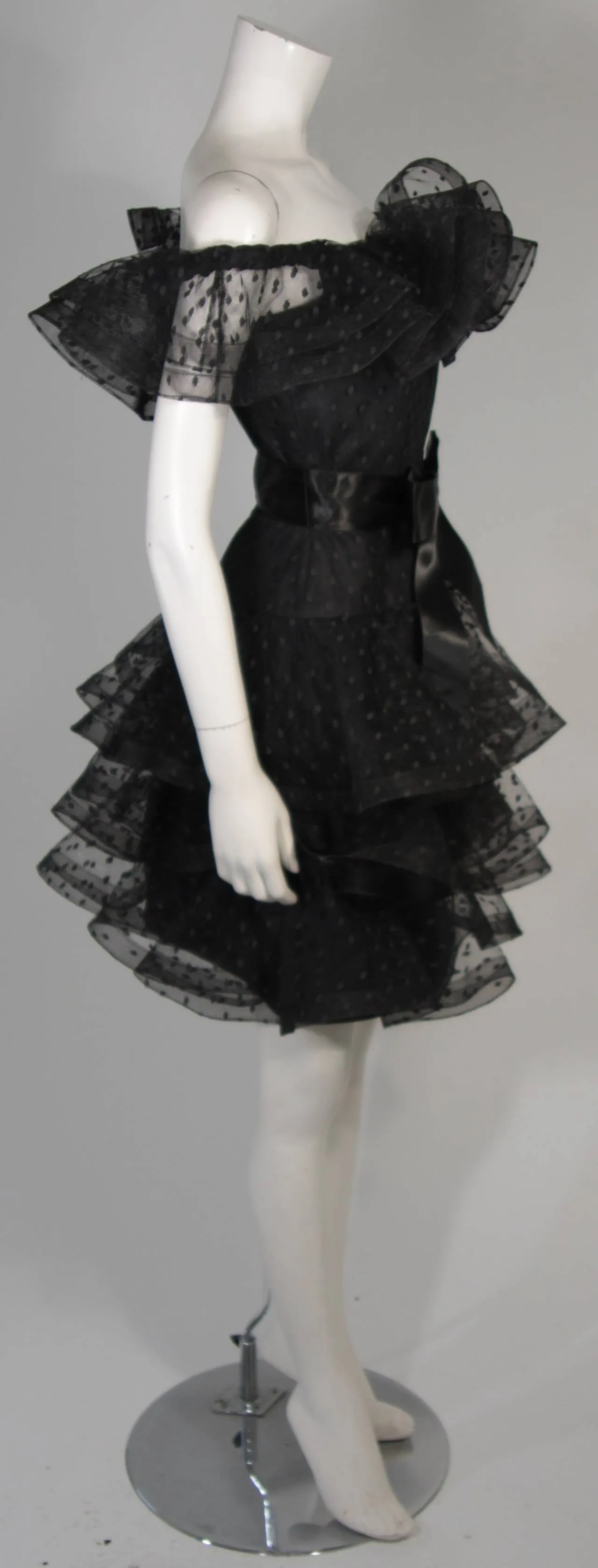 VICTOR COSTA Black Cocktail Dress w/ Horsehair Ruffles Size 2