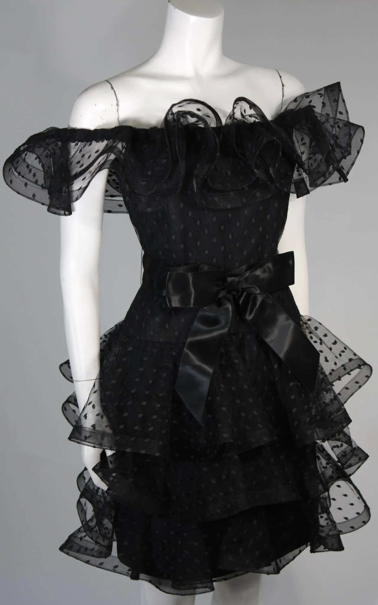 VICTOR COSTA Black Cocktail Dress w/ Horsehair Ruffles Size 2