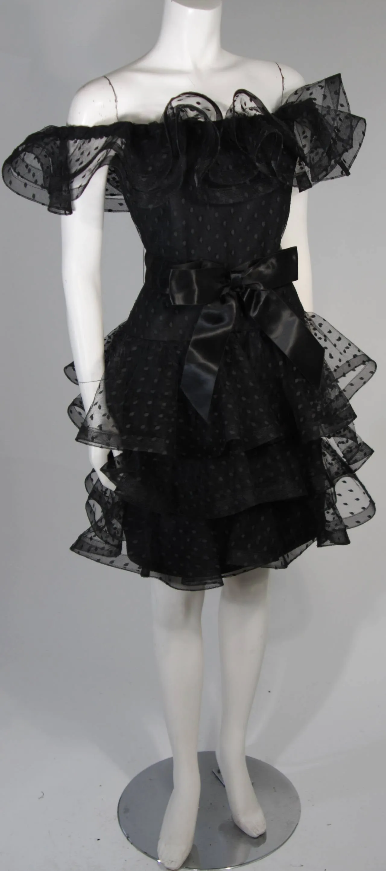 VICTOR COSTA Black Cocktail Dress w/ Horsehair Ruffles Size 2