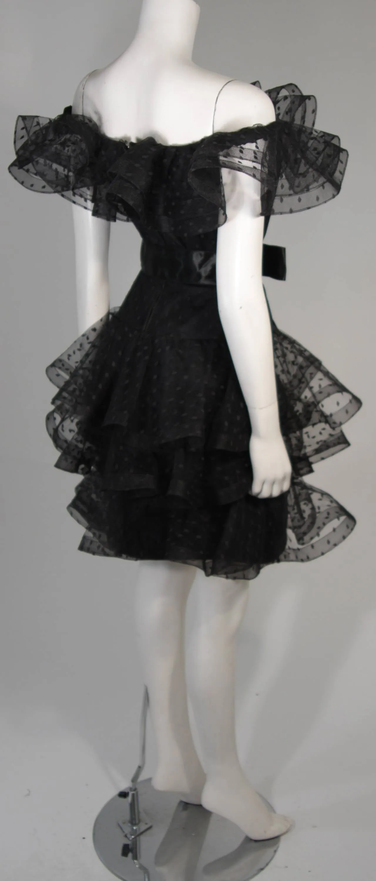 VICTOR COSTA Black Cocktail Dress w/ Horsehair Ruffles Size 2