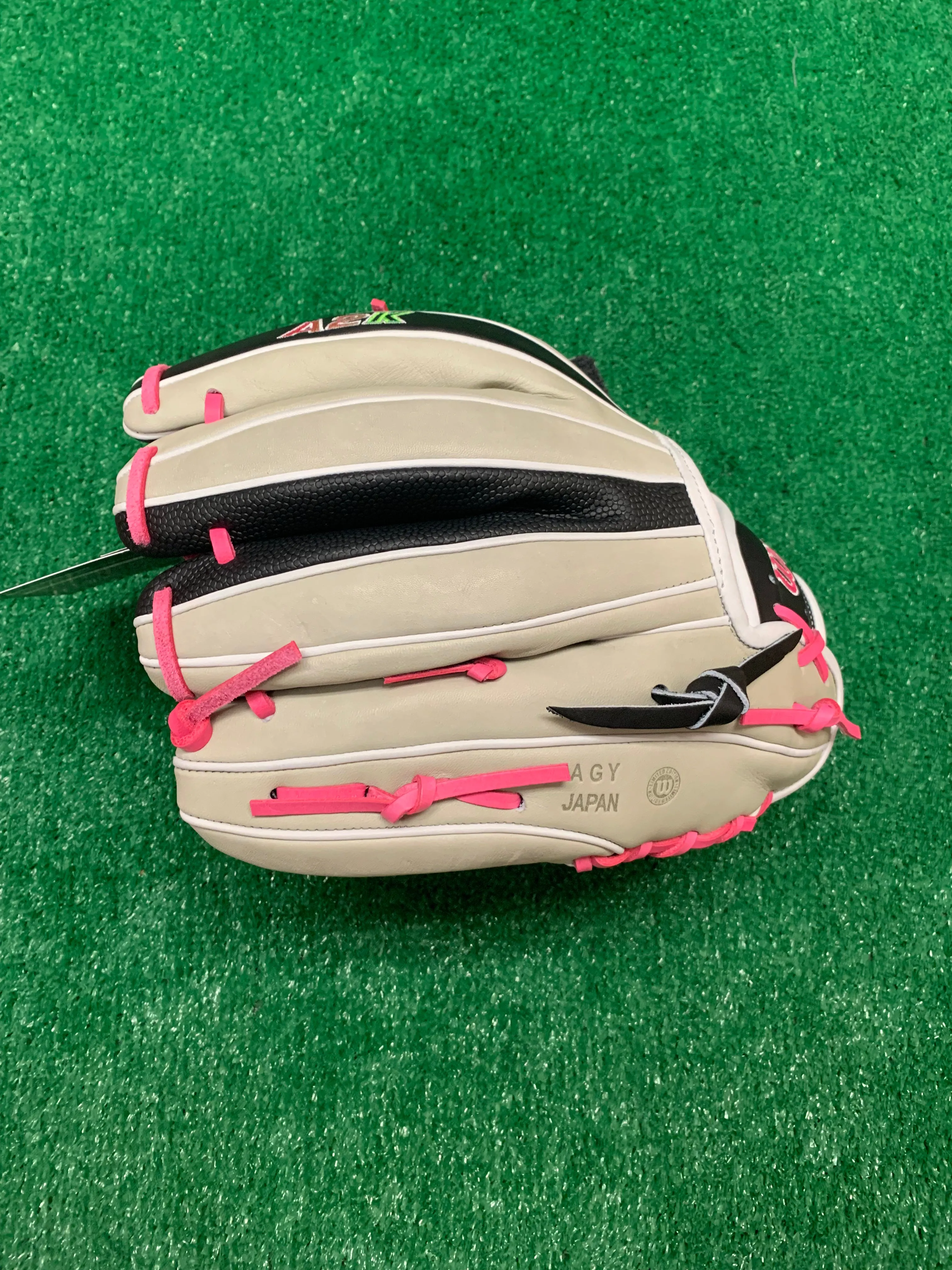 Wilson Custom A2K 1724 11.75" Baseball Glove - GOTM June 2024