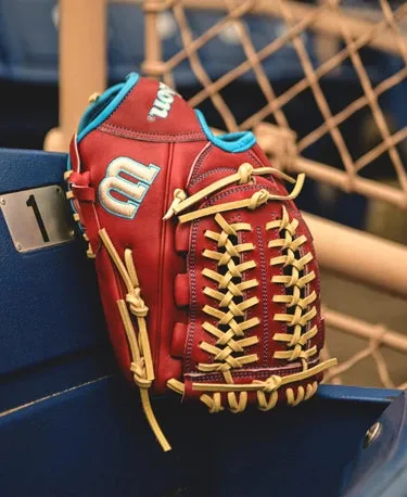 Wilson Winter 2024 A2000® D33 11.75" Baseball Glove