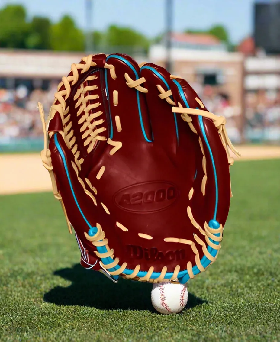 Wilson Winter 2024 A2000® D33 11.75" Baseball Glove