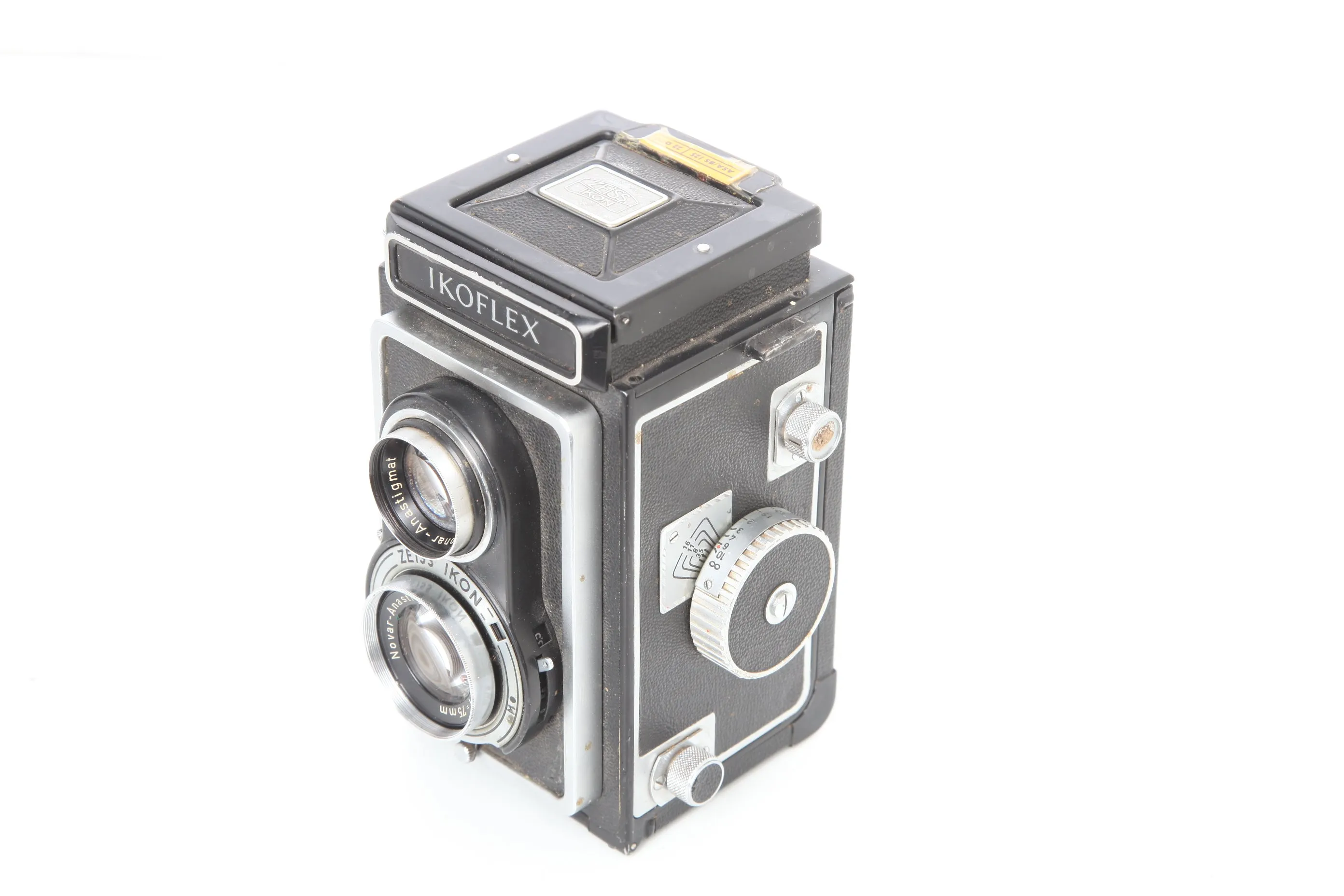 Zeiss Ikon Ikoflex Ia 6x6 TLR  - cl'a August 2023